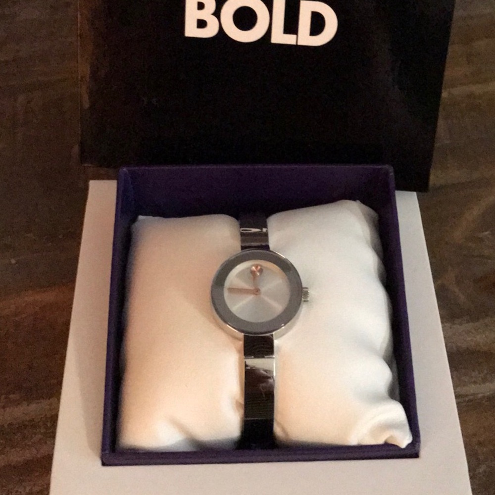 AUTHENTIC MOVADO BOLD WOMENS WATCH
